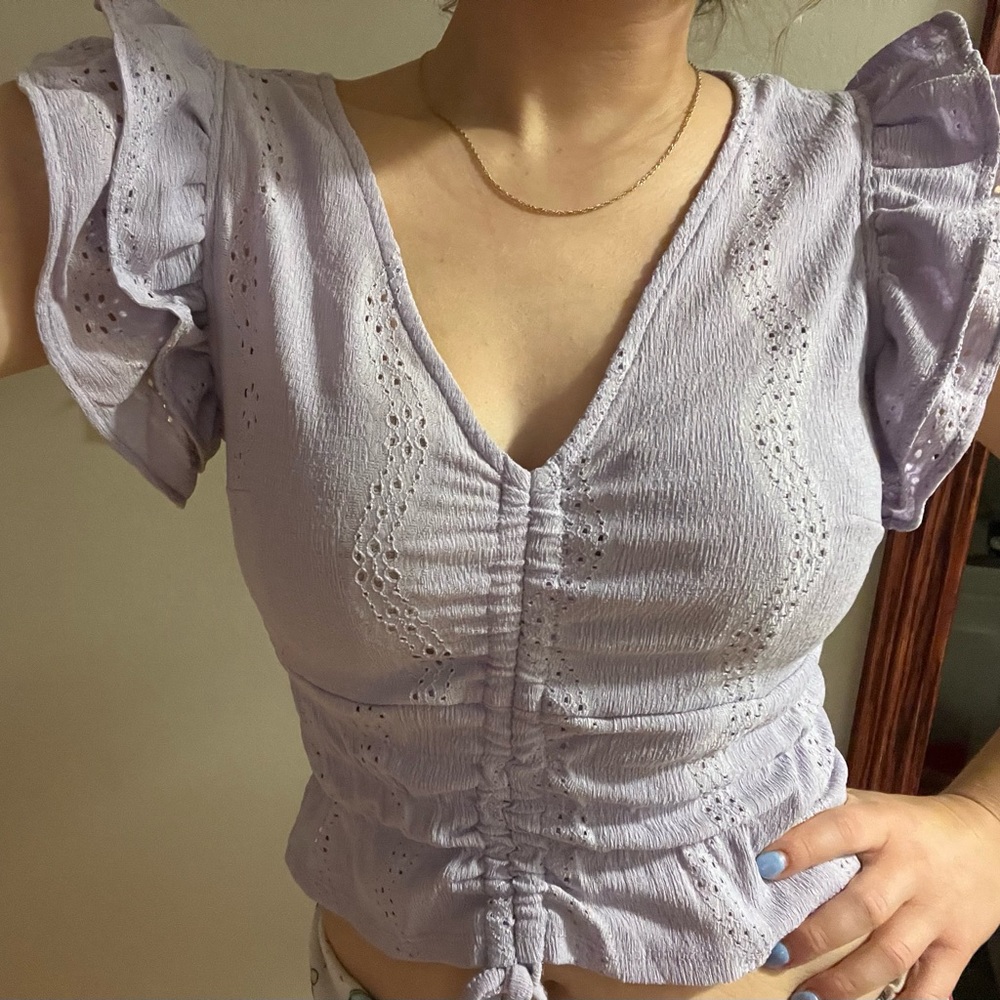 Flirty frilled lavender top, never worn!